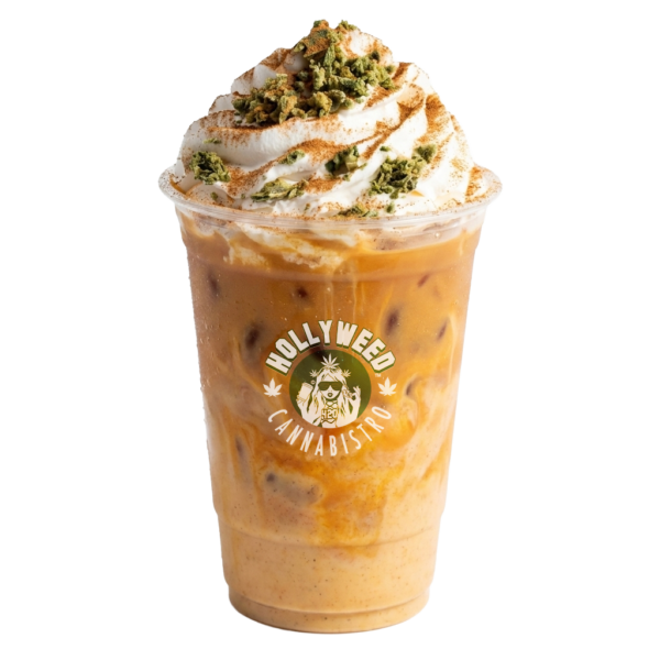 Pumpkin Spice WeedShake pohár tejszínhabbal és fahéjjal